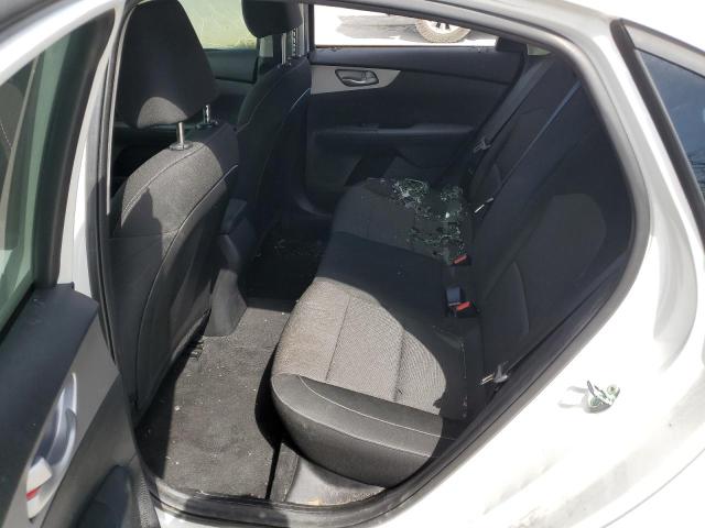 3KPF24AD8NE502170 KIA FORTE FE