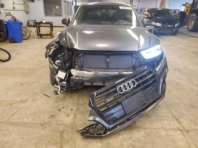 WA1FNAFY0L2100858 Audi Q5 Titanium Prestige