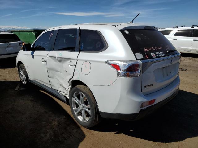 JA4AZ3A3XEZ007331 Mitsubishi Outlander Se