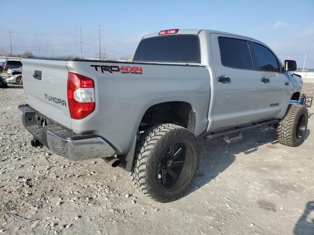 5TFDW5F15JX712297 Toyota Tundra Crewmax Sr5