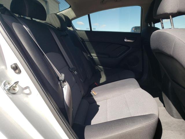 3KPFL4A72JE260753 KIA FORTE LX