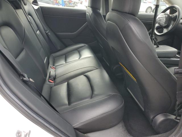 5YJ3E1EB0KF191518 Tesla MODEL 3