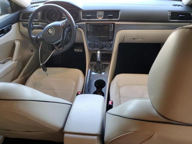 1VWDT7A32HC061299 Volkswagen Passat R-line