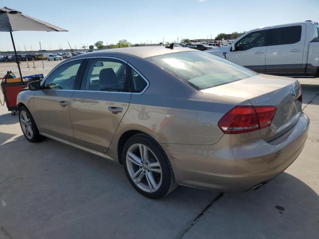 1VWBV7A37FC057134 Volkswagen PASSAT SE