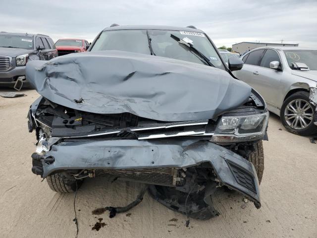 3VV3B7AXXLM111136 Volkswagen TIGUAN SE