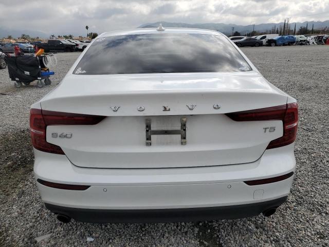 7JR102FK5LG034733 Volvo S60 T5 Momentum