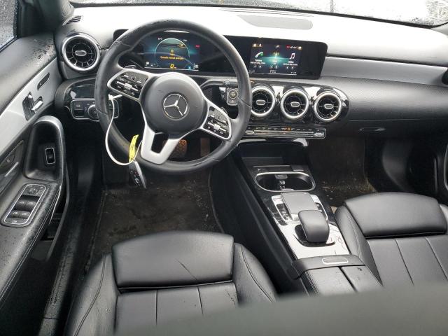 WDD3G4FB3KW020001 Mercedes-Benz A 220 4matic