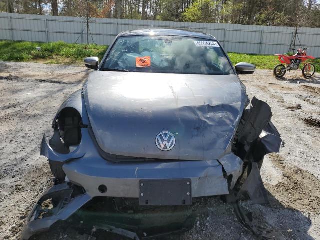 3VWJ17AT9EM652197 Volkswagen Beetle