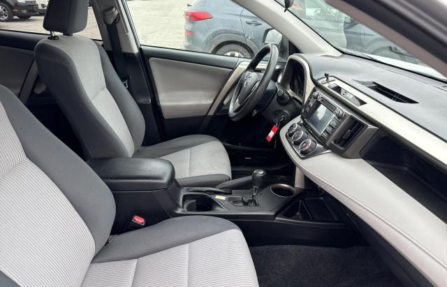 2T3BFREV8FW244306 Toyota RAV4 LE