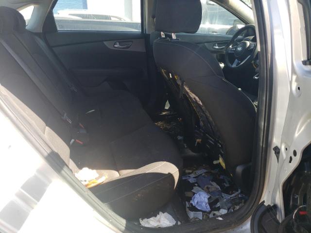 3KPF24AD3KE116395 KIA FORTE FE