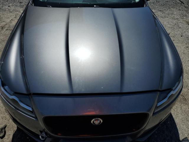 SAJBD4BN9HCY45888 Jaguar XF PREMIUM