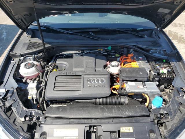 WAUUPBFF1JA100024 Audi A3 E-tron Premium
