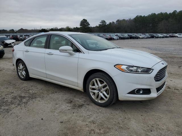 1FA6P0HD5F5129463 Ford FUSION SE