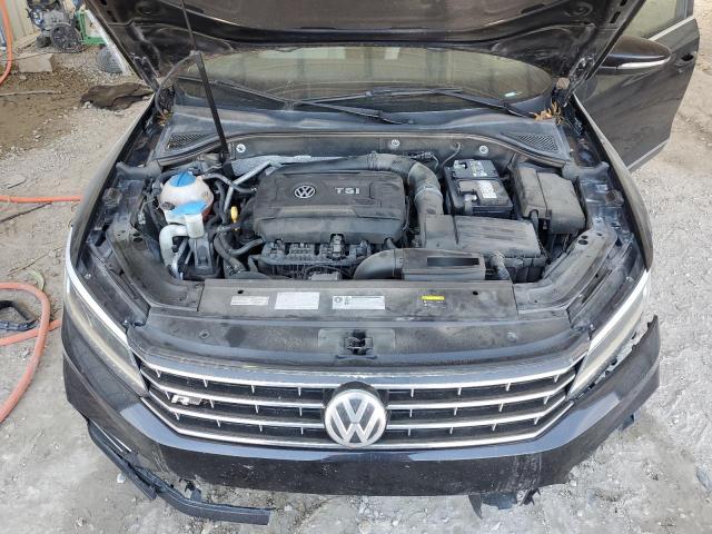 1VWDT7A32HC061299 Volkswagen Passat R-line
