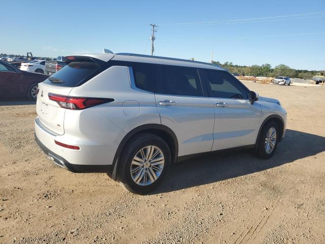 JA4J3TA8XNZ008203 Mitsubishi Outlander Es