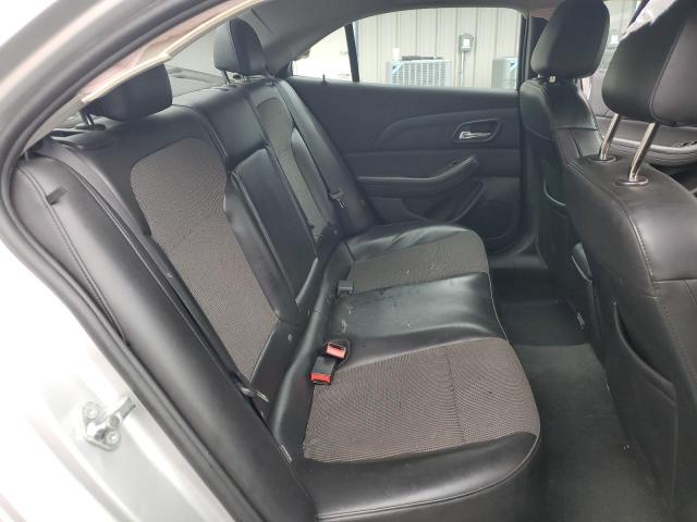 1G11D5SL9FU121584 Chevrolet MALIBU 2LT