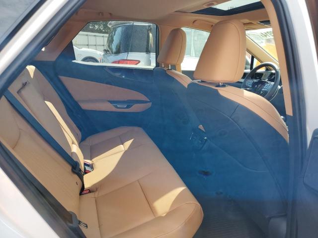 2T2AKCEZ8RC028733 Lexus Nx 350h Base
