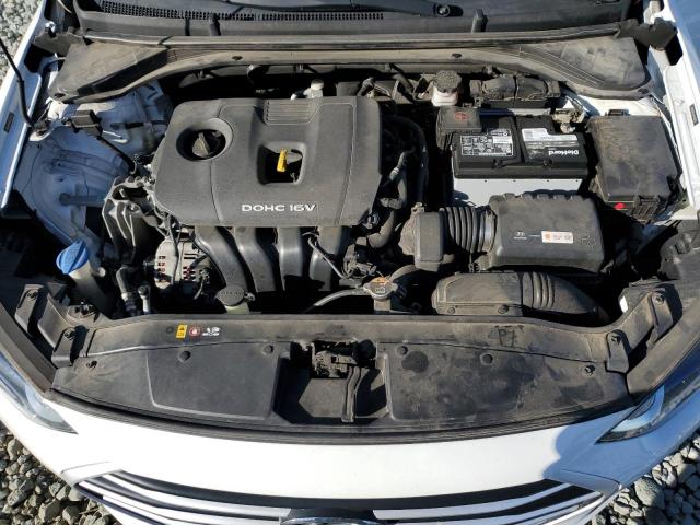 5NPD84LFXHH128438 Hyundai ELANTRA SE