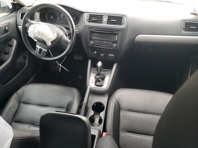 3VWD07AJ5EM335970 Volkswagen JETTA SE