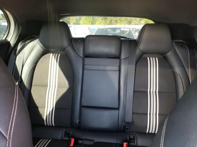 WDCTG4EB9JJ375532 Mercedes-Benz GLA 250