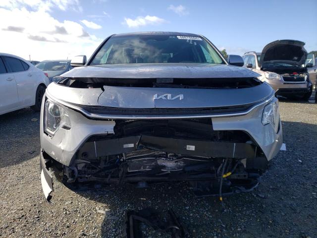 KNDCP3LE5P5070432 KIA NIRO LX