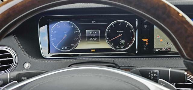 WDDUG8CBXEA046953 Mercedes-Benz S 550