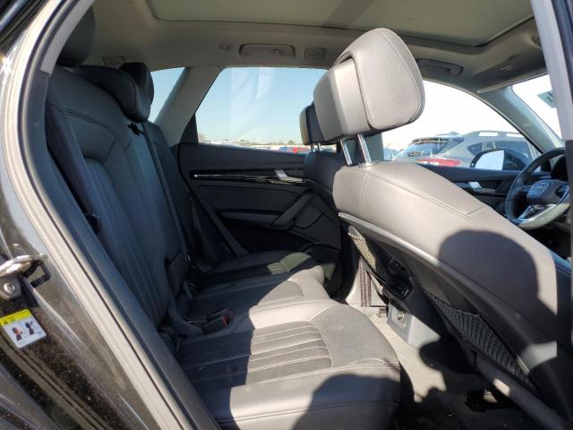 WA1BNAFY8J2212951 Audi Q5 Premium Plus