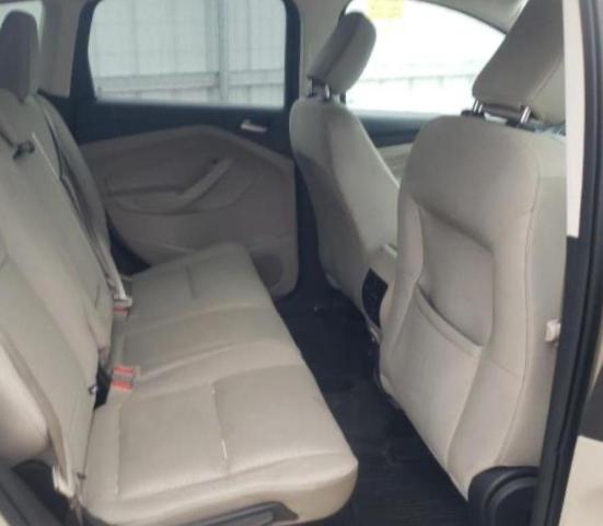 1FMCU0GD0JUD07619 Ford ESCAPE SE