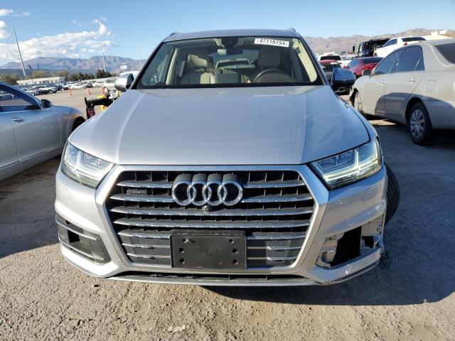 WA1LHAF7XKD037997 Audi Q7 Premium Plus