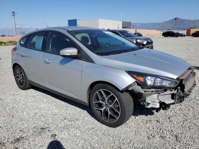 1FADP3M20JL304316 Ford FOCUS SEL