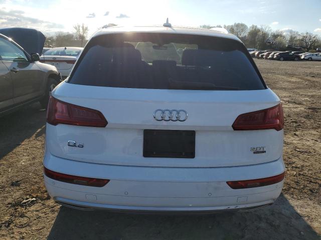 WA1BNAFY9J2240516 Audi Q5 Premium Plus