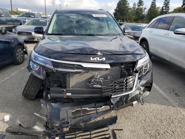 KNDER2AA2R7579334 KIA SELTOS EX