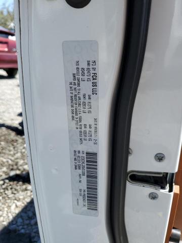 2C3CDXEJ2GH213358 Dodge Charger Srt 392