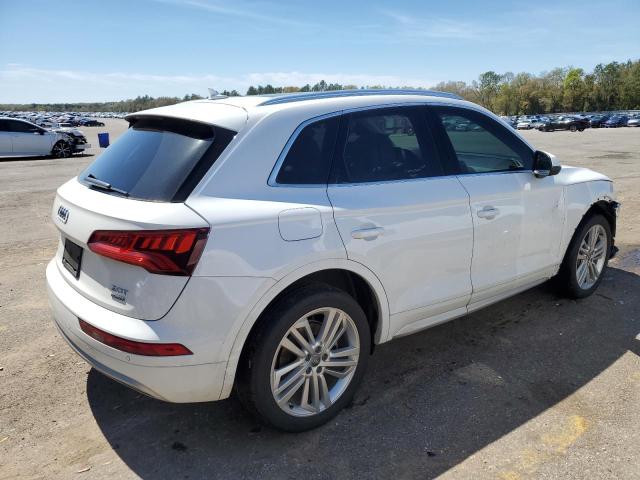 WA1BNAFY5J2059753 Audi Q5 Premium Plus