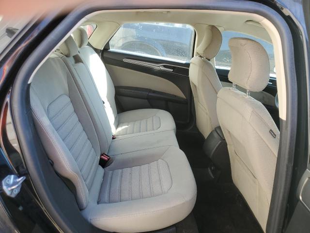 3FA6P0G73JR272302 Ford FUSION S