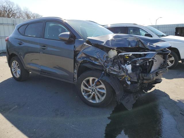 KM8J3CA45JU823995 Hyundai TUCSON SEL