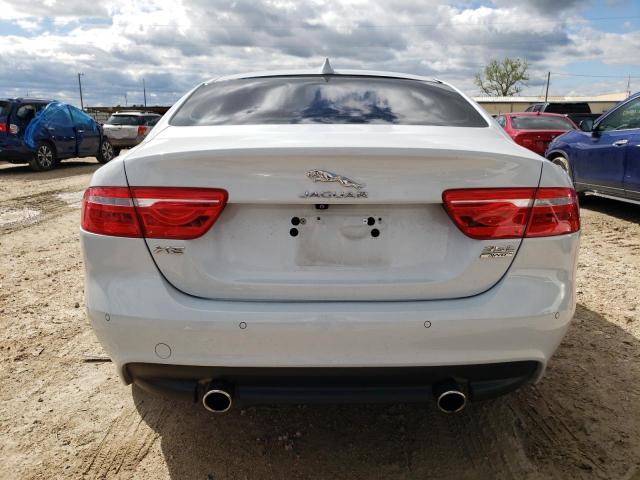 SAJAN4EV5JCP17173 Jaguar Xe Portfolio Le