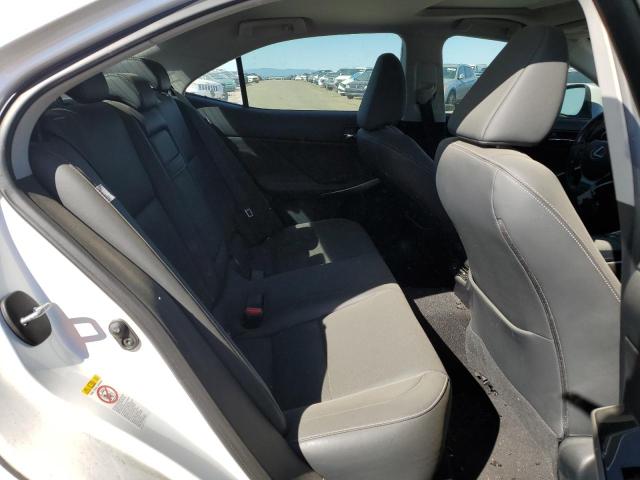 JTHBA1D2XG5037592 Lexus IS 200T