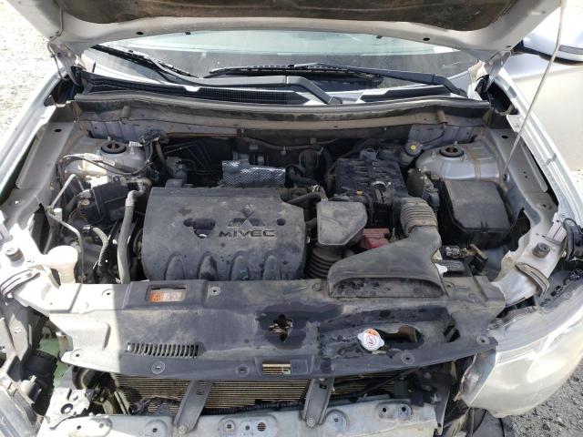 JA4AD3A34EZ008344 Mitsubishi Outlander Se
