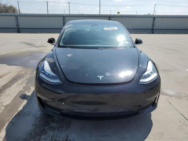 5YJ3E1EA1KF310992 Tesla MODEL 3