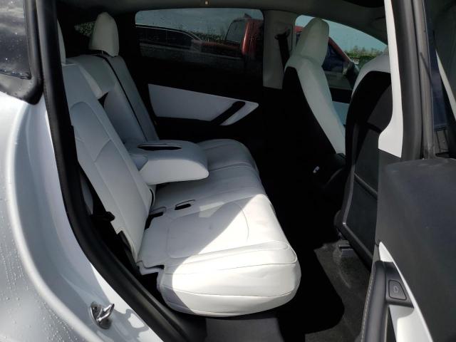 7SAYGDEE2NF313685 Tesla Model Y