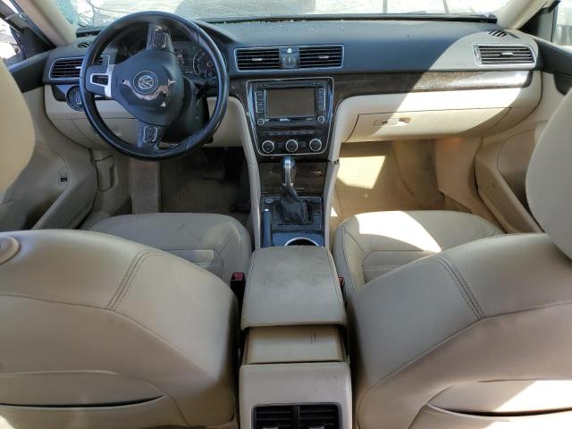 1VWCN7A3XEC097579 Volkswagen PASSAT SEL