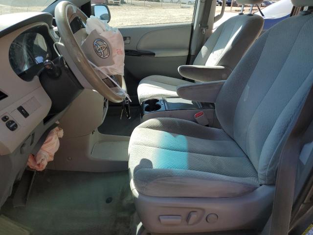 5TDKK3DC0ES458005 Toyota SIENNA LE