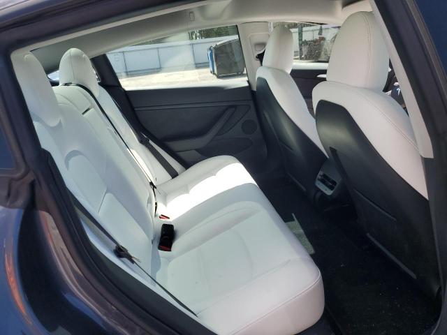 5YJ3E1EB9PF703493 Tesla MODEL 3