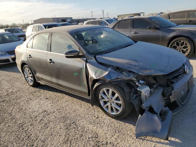 3VWD07AJ1EM364124 Volkswagen JETTA SE