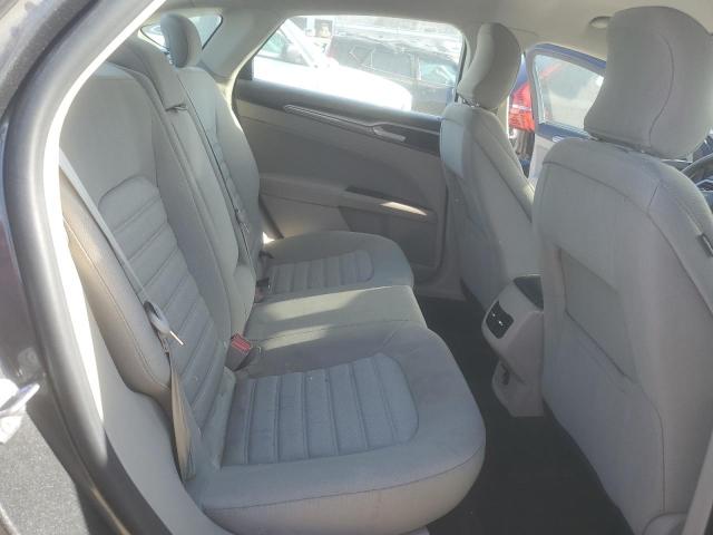 3FA6P0HD2KR145742 Ford FUSION SE