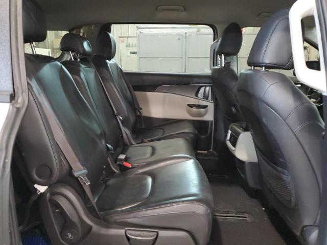 KNDNB4H36N6168574 KIA Carnival Lx