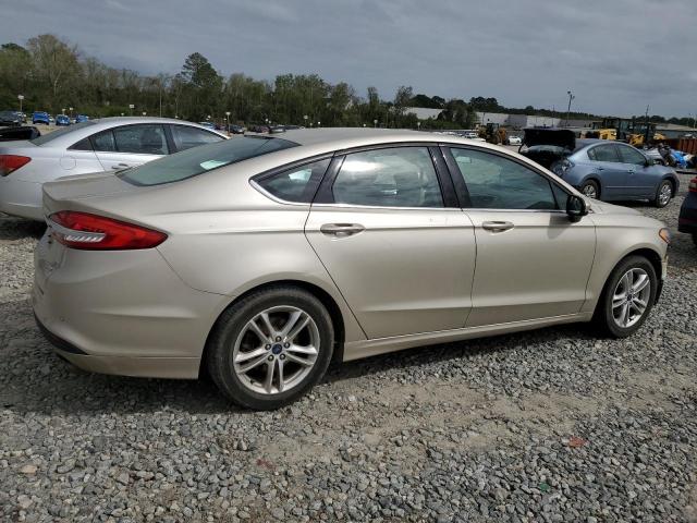 3FA6P0HDXJR264427 Ford FUSION SE
