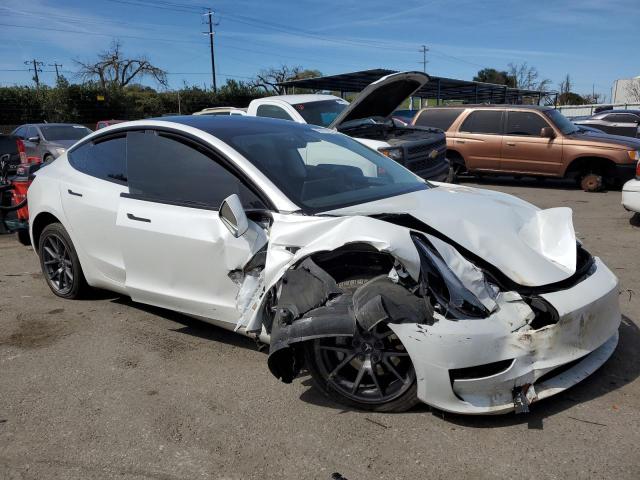 5YJ3E1EB8PF608004 Tesla MODEL 3