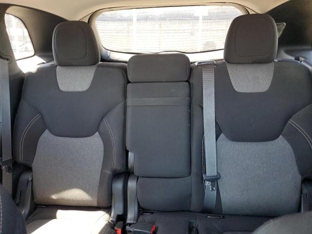 1C4PJLCB2EW172089 Jeep Cherokee Latitude